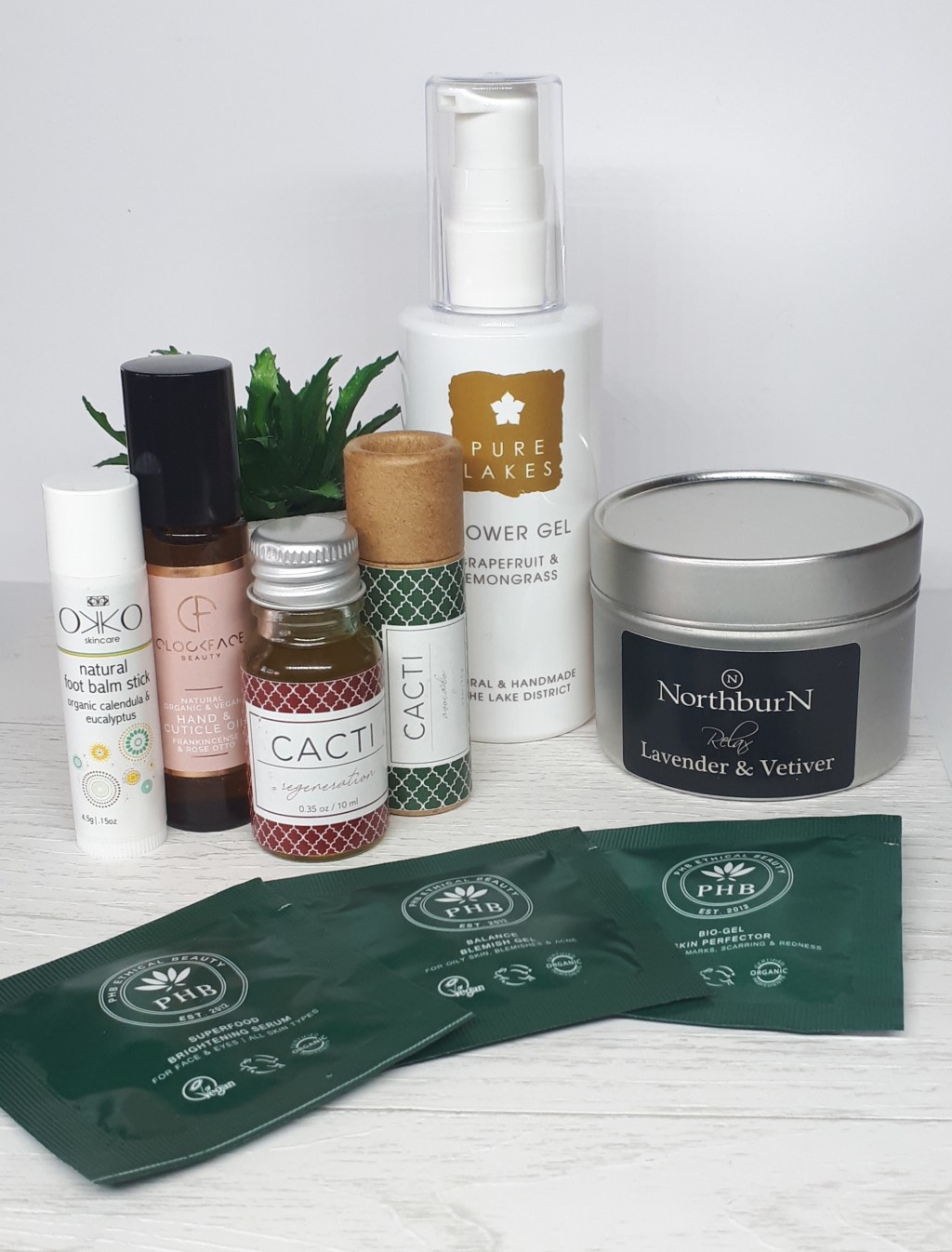 Skin Organics Clean Beauty Box – January (First&nbsp;Impressions)