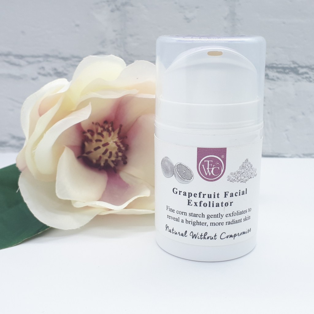 TEWC: Grapefruit Facial Exfoliator&nbsp;(Review)