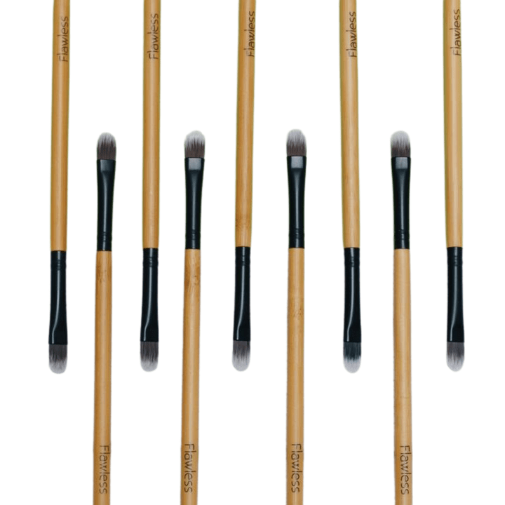 Flawless Make-Up Brushes Lined up in a row. Gift Guide by Beauty Folio, Photo from Lovethical